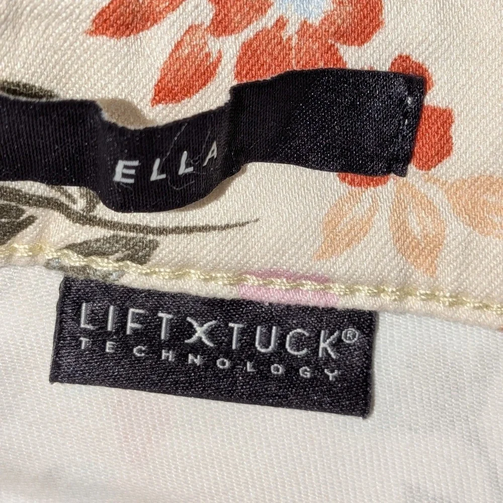 NYDJ Ella Bermuda Shorts Floral Print Lift Tuck Cream Pink Size‎ 8 NWT